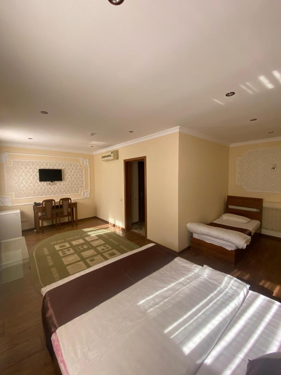 Sky Luxe Hotel Astana Luaran gambar