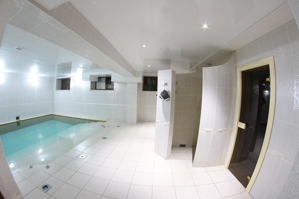Sky Luxe Hotel Astana Luaran gambar