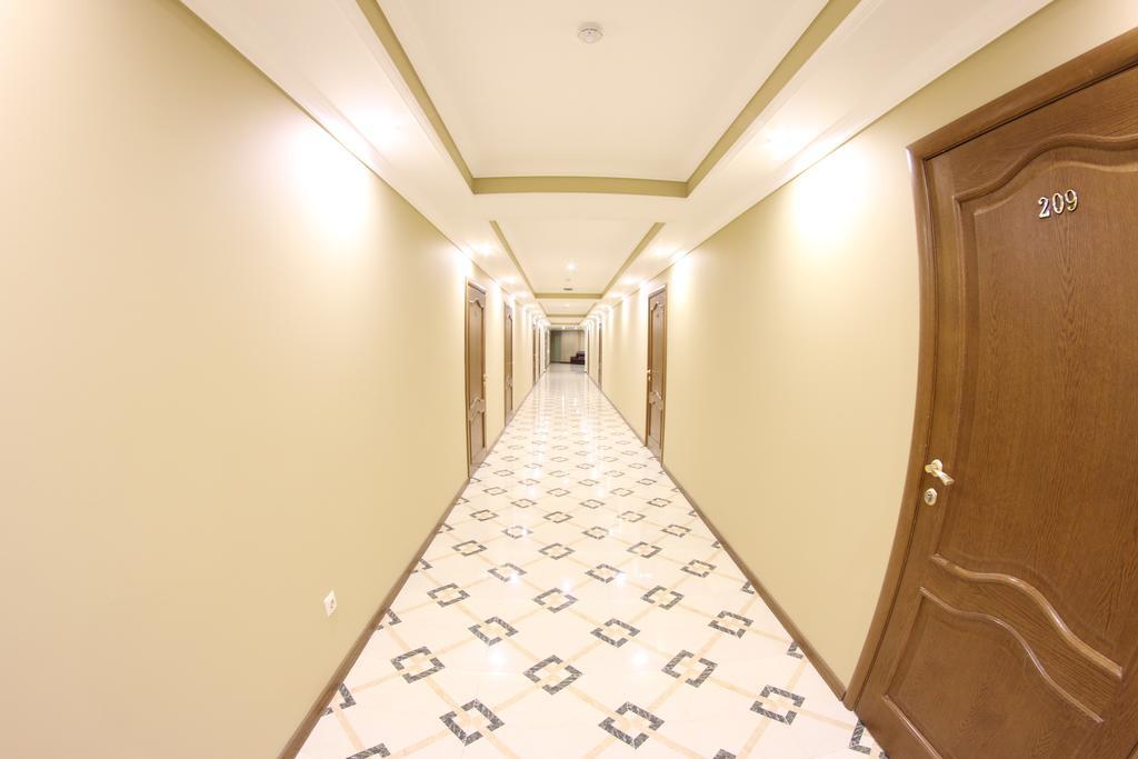Sky Luxe Hotel Astana Luaran gambar